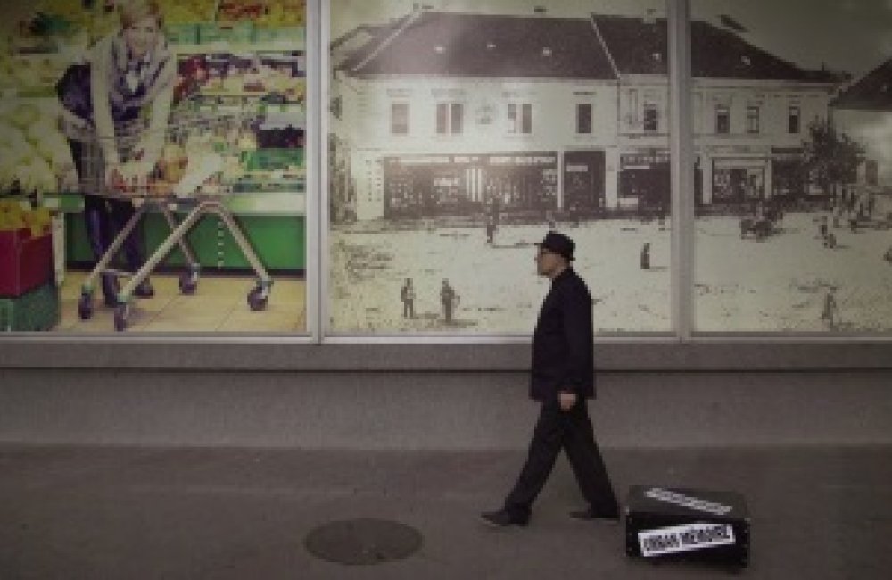 ARS POETICA: ZAVÝJAŤ PO SVOJOM
