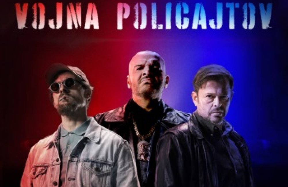 Domáca úroda: VOJNA POLICAJTOV